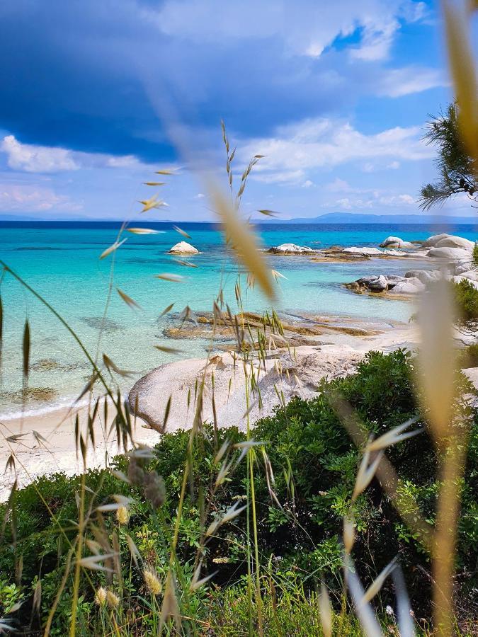 Sky Luxury Suites Sarti Eksteriør bilde