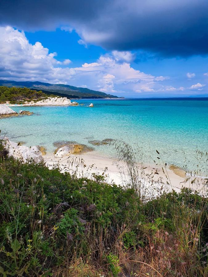Sky Luxury Suites Sarti Eksteriør bilde